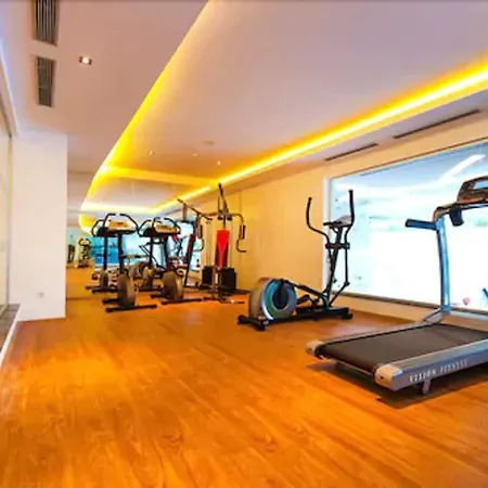 Hotel Waterplanet & Aquapark 4*
