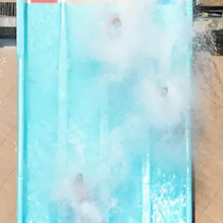 Hotel Waterplanet & Aquapark 4*